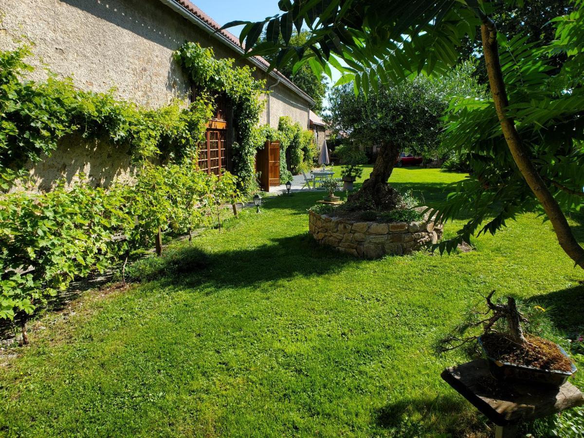 Domaine Des Maillets Bed & Breakfast Blot-l'Eglise Ngoại thất bức ảnh