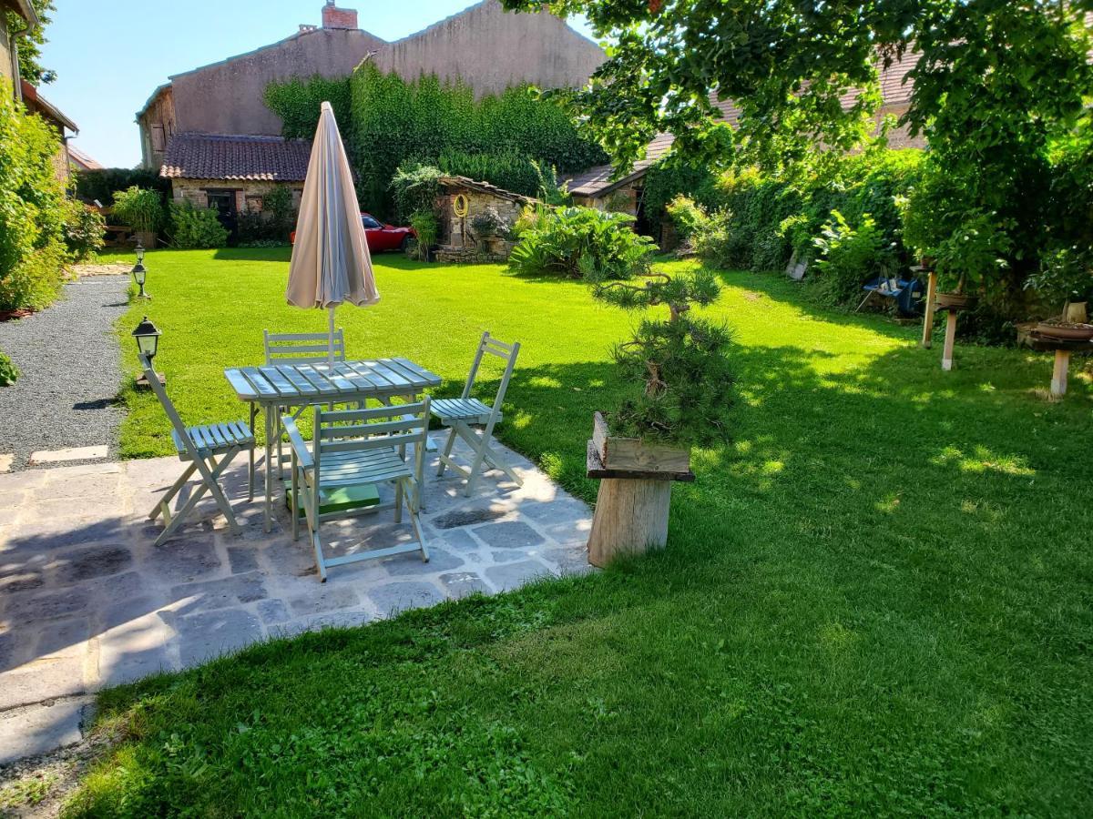 Domaine Des Maillets Bed & Breakfast Blot-l'Eglise Ngoại thất bức ảnh